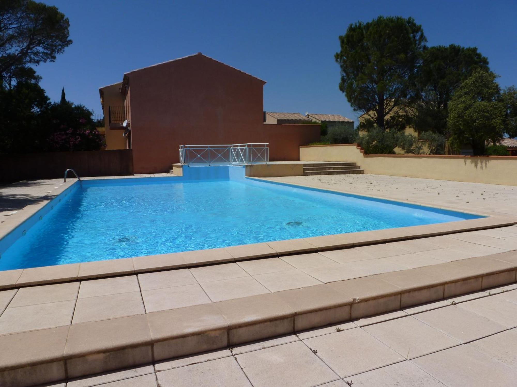 Esterel-Plage Saint-Raphael  Luaran gambar